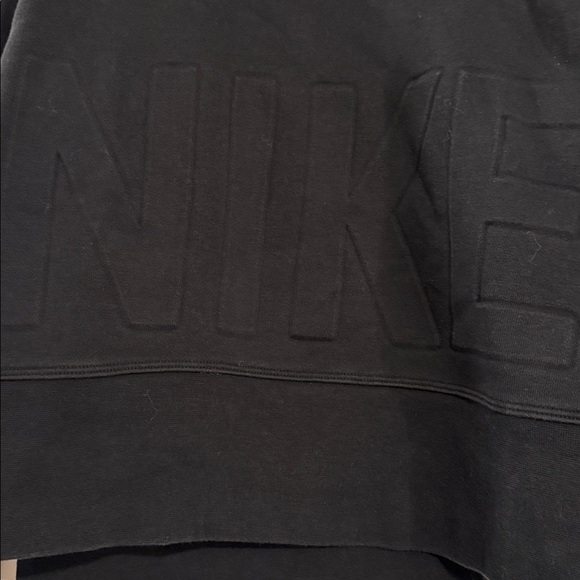 Nike Pullover - Picture 2 of 5